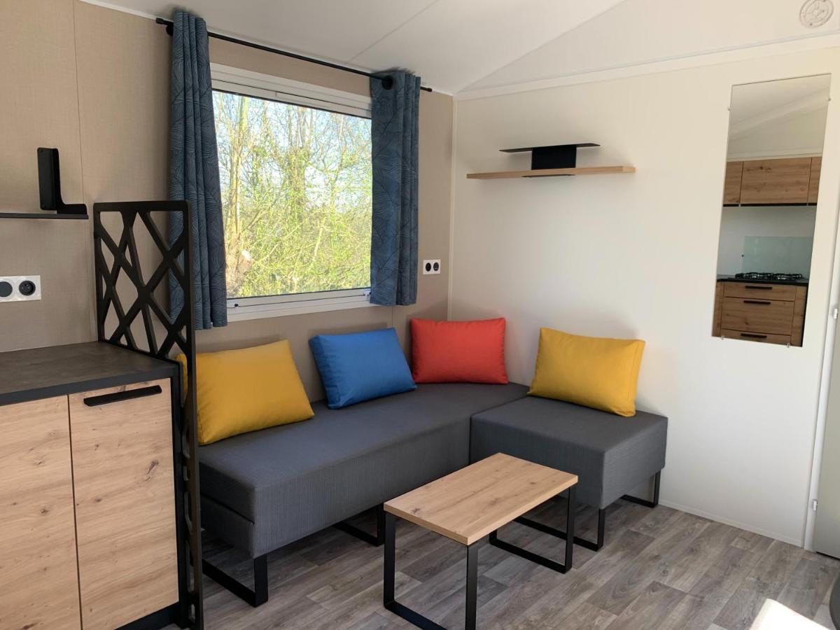 L'Auberge Du Moulin Des Pres Maroilles Екстериор снимка